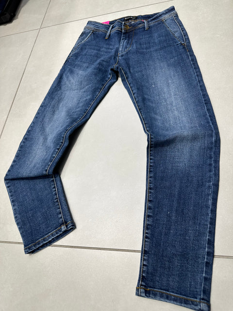JEANS CAPRI FIT