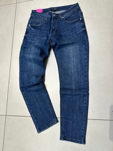 JEANS CAPRI FIT
