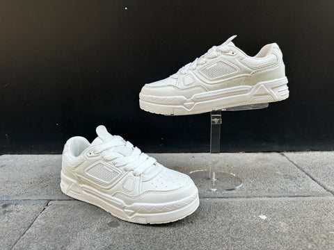SNEAKER
