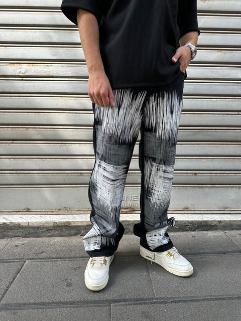 JEANS SCRATCHES BAGGY FIT