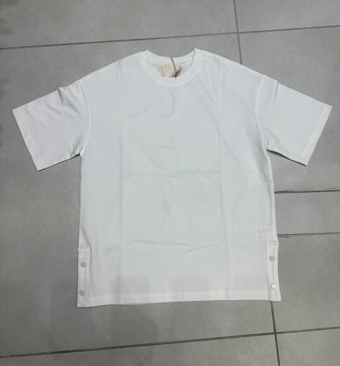 T-SHIRT CLIP